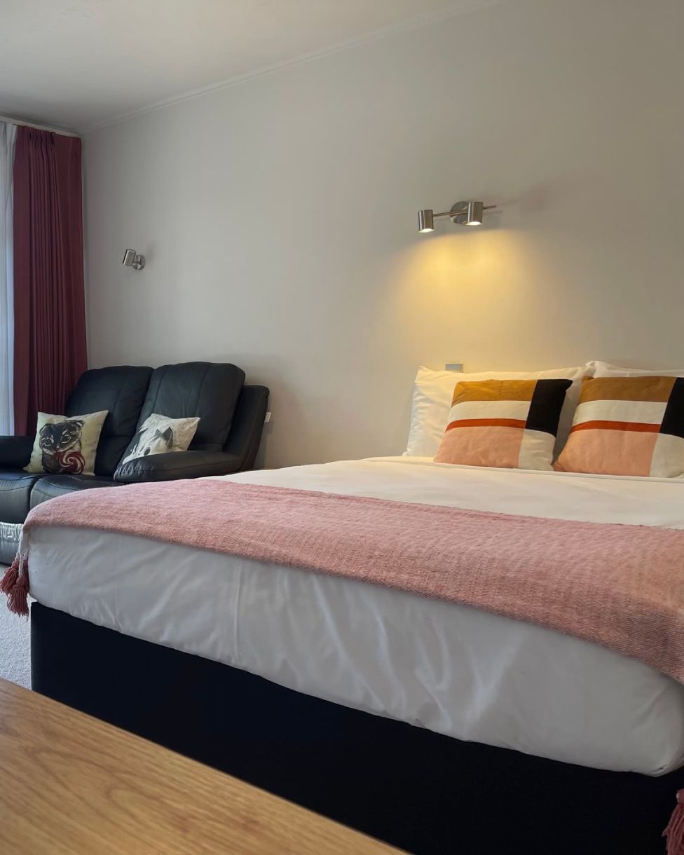 City Central Motel Apartments offers comfortable beds